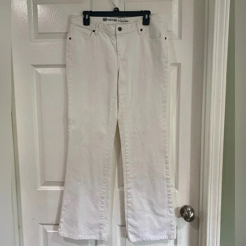 Nicole by Nicole Miller White Flare Jeans